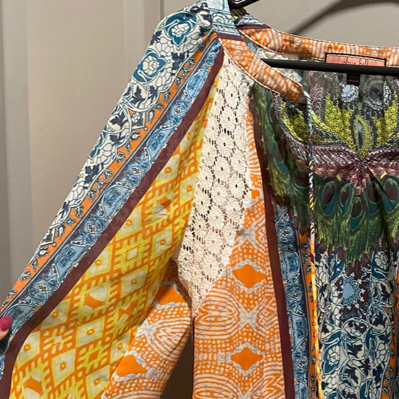 Colorful Women's Olive Hill Blouse size M Elevate your style with this colorful - Picture 3 of 9